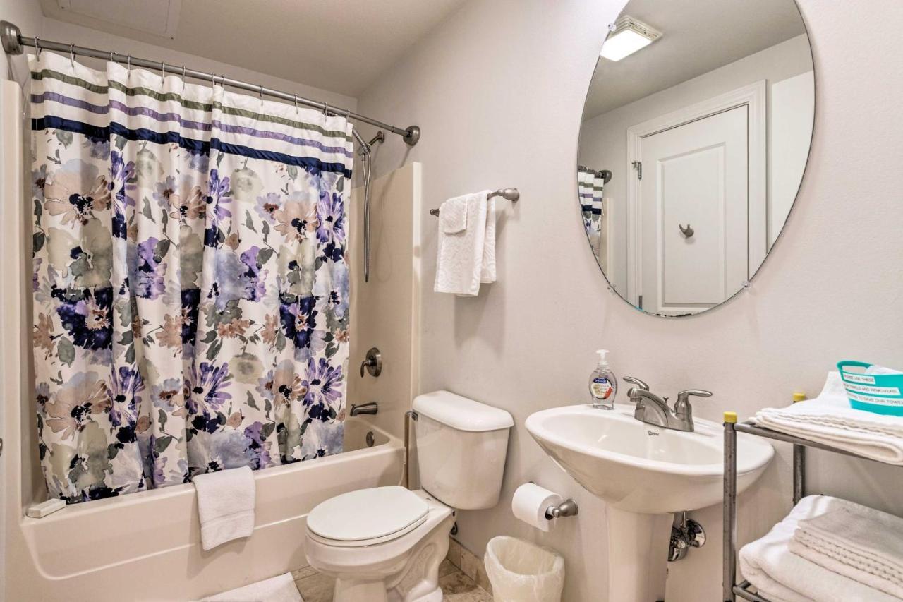 Sunny Beachfront Biloxi Condo With Resort Amenities! Exteriör bild